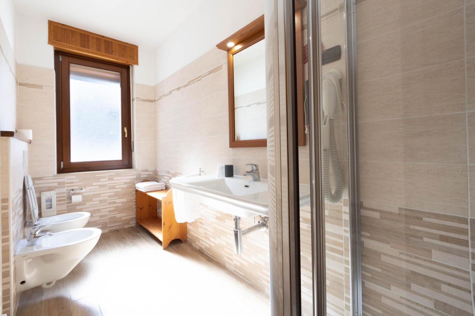 Hotel Le Campagnol Champoluc Exterior photo